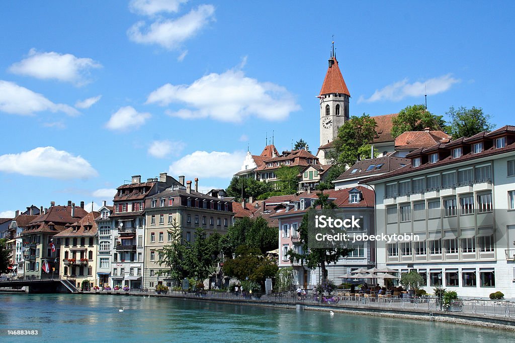 Thun in estate - Foto stock royalty-free di Ambientazione esterna