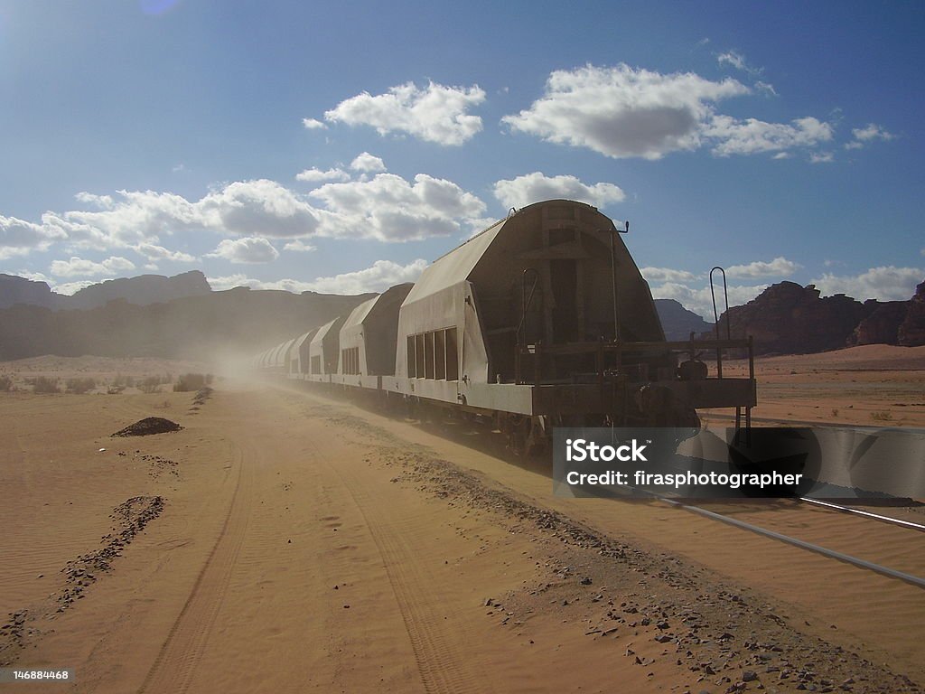 Comboio de Mercadorias no Deserto - Royalty-free Amarelo Foto de stock