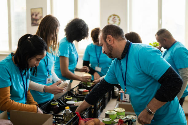 istock Volunteers busy during a crisis 1468848883