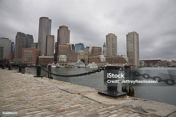 Quartiere Finanziario Di Boston Massachusetts - Fotografie stock e altre immagini di Acqua - Acqua, Ambientazione esterna, Architettura