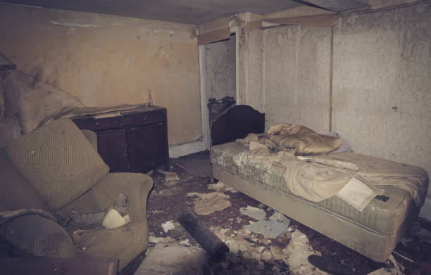 istock Abandoned Farm House 1468880763