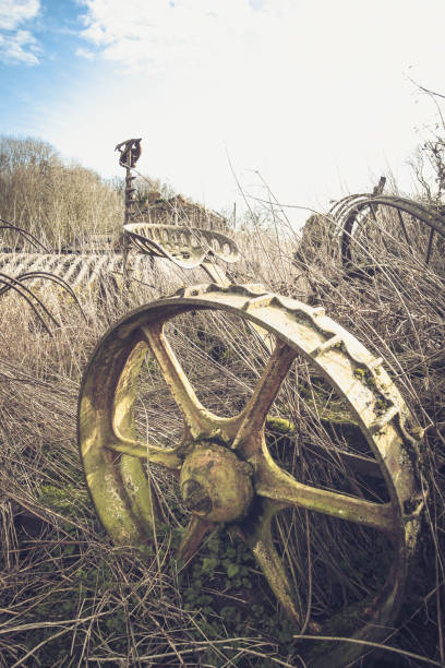 istock Abandoned Farm House 1468881054