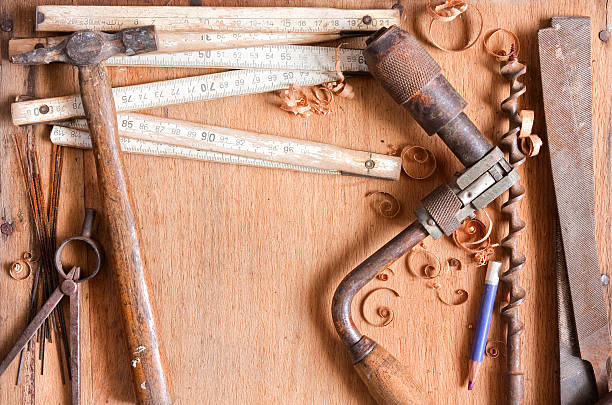 Composición de grungy viejo textura de madera, herramientas de mano - foto de stock
