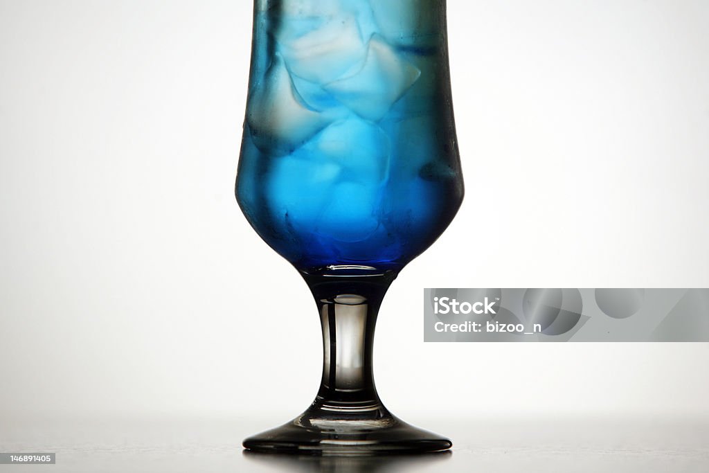 Coquetel azul - Foto de stock de Abstrato royalty-free
