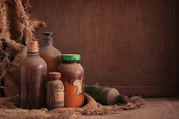 Antigo ainda vida de frascos de pó - fotografia de stock