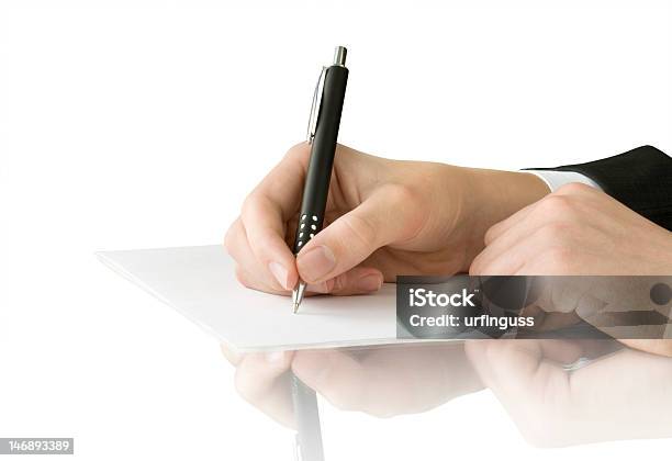 Caneta Na Mão Escrevendo No Branco Página - Fotografias de stock e mais imagens de Assinar - Assinar, Branco, Caneta