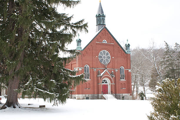 istock Church in the Snow 146893651
