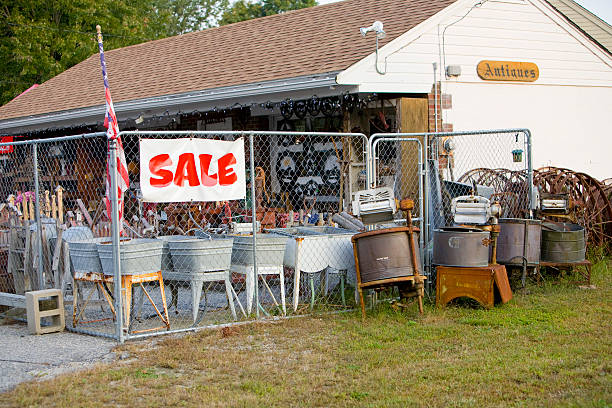istock Country outdoor antique store 146895363