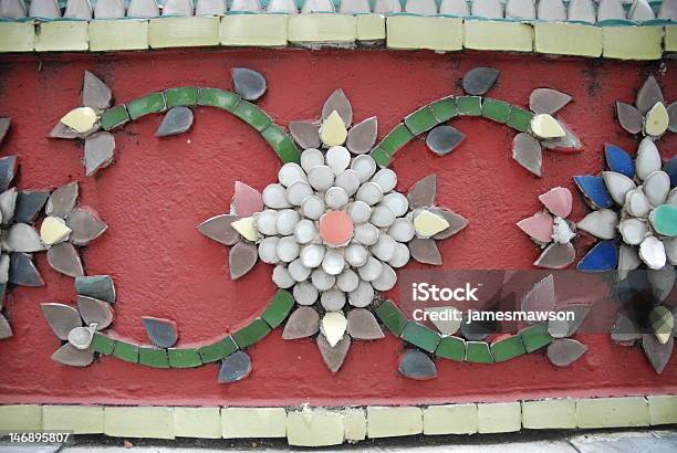 Foto de Tailândia Em Mosaico De Cerâmica Closeup e mais fotos de stock de Arquitetura - Arquitetura, Azulejo, Bangkok