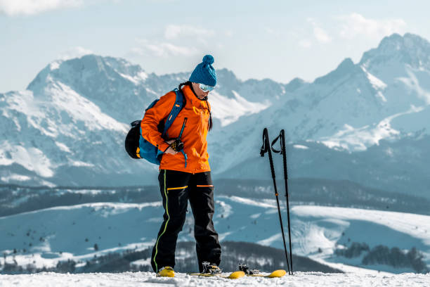 istock Amazing scenery during one ski day in the mountains 1468965105