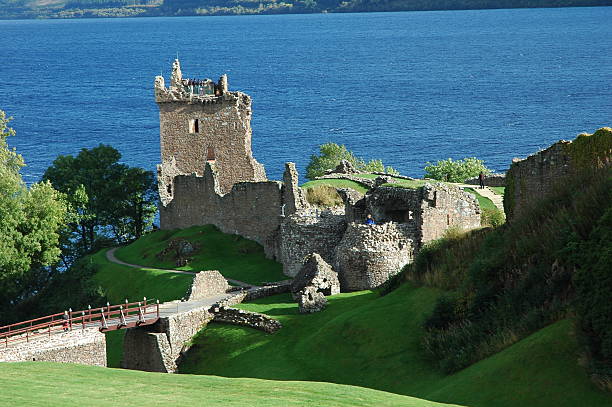 Loch Ness And Urquhart Castle, Scotland Loch Ness and Urquhart Castle, Scotland, UK. drumnadrochit stock pictures, royalty-free photos & images