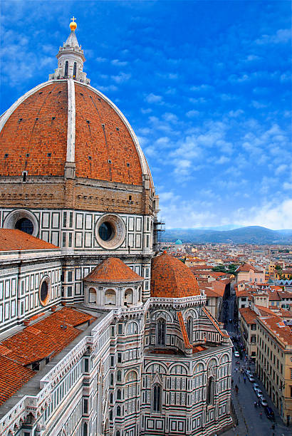 istock Santa Maria del Fiore in Florence 146901243