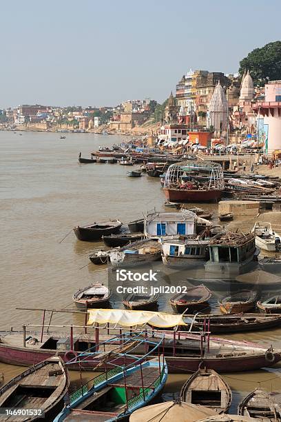 Rzeka Ganges - zdjęcia stockowe i więcej obrazów Architektura - Architektura, Azja, Budynek z zewnątrz