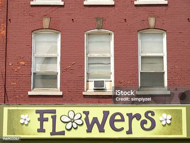 Flower Shop Stockfoto und mehr Bilder von Alt - Alt, Altertümlich, Angeschlagen