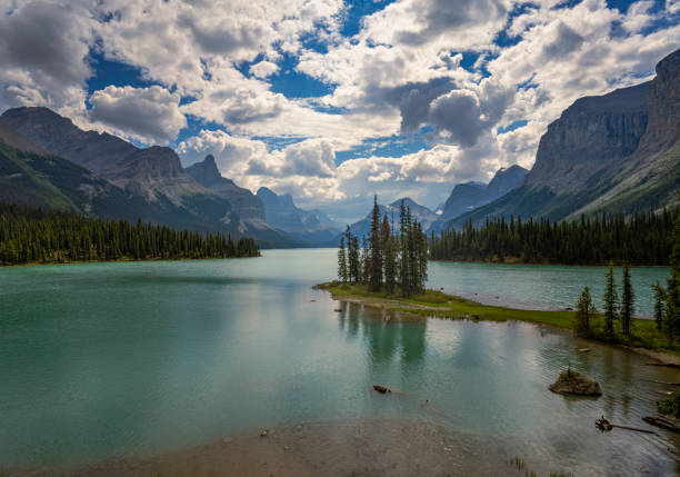 istock Spirit Island 1469051062