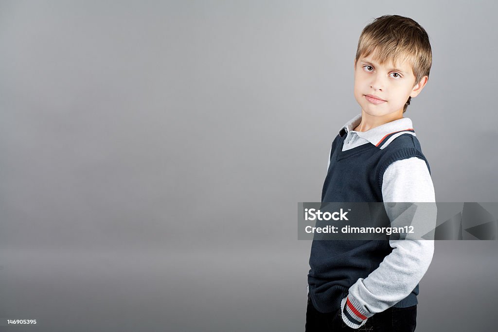 Forte willed ragazzo - Foto stock royalty-free di Abbigliamento casual