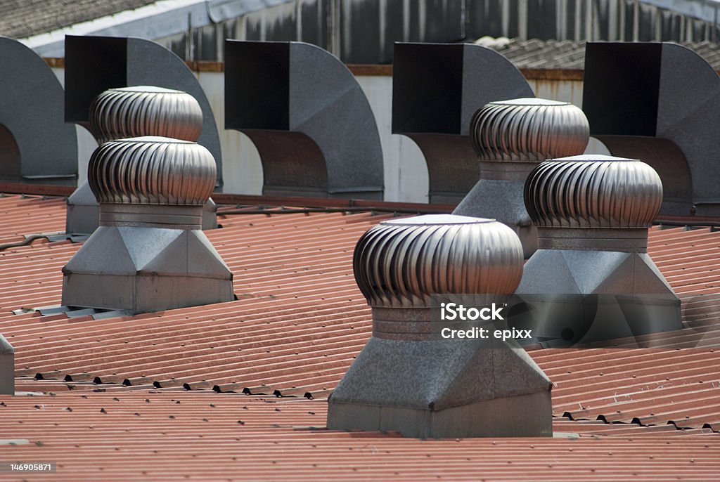 Ventilators na cobertura - Foto de stock de Avac royalty-free