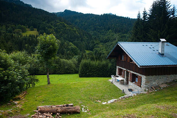 istock Modern Solar Log Cabin French Alps 146908737