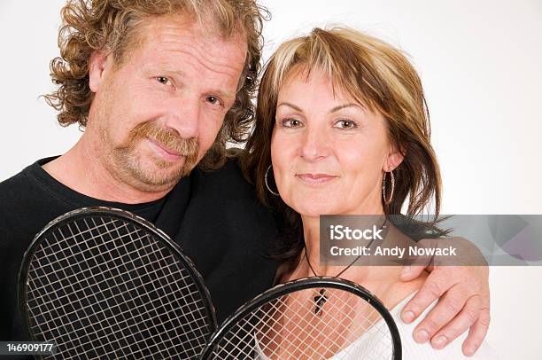 Maduras Casal De Ténis - Fotografias de stock e mais imagens de Brincalhão - Brincalhão, Casal de Meia Idade, Ténis - Desporto com Raqueta