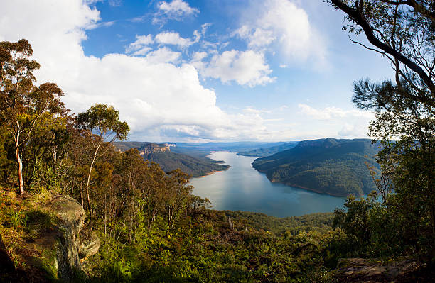 vista al lago de sydney - blue mountains australia sydney australia new south wales fotografías e imágenes de stock