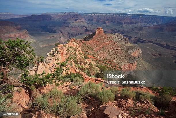 South Kaibab Sendero En Gran Cañón Foto de stock y más banco de imágenes de Aire libre - Aire libre, Aislado, Arenisca