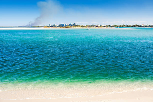 Caloundra Kings Beach with amazing water Caloundra Kings Beach overlooking Bribie Island caloundra stock pictures, royalty-free photos & images