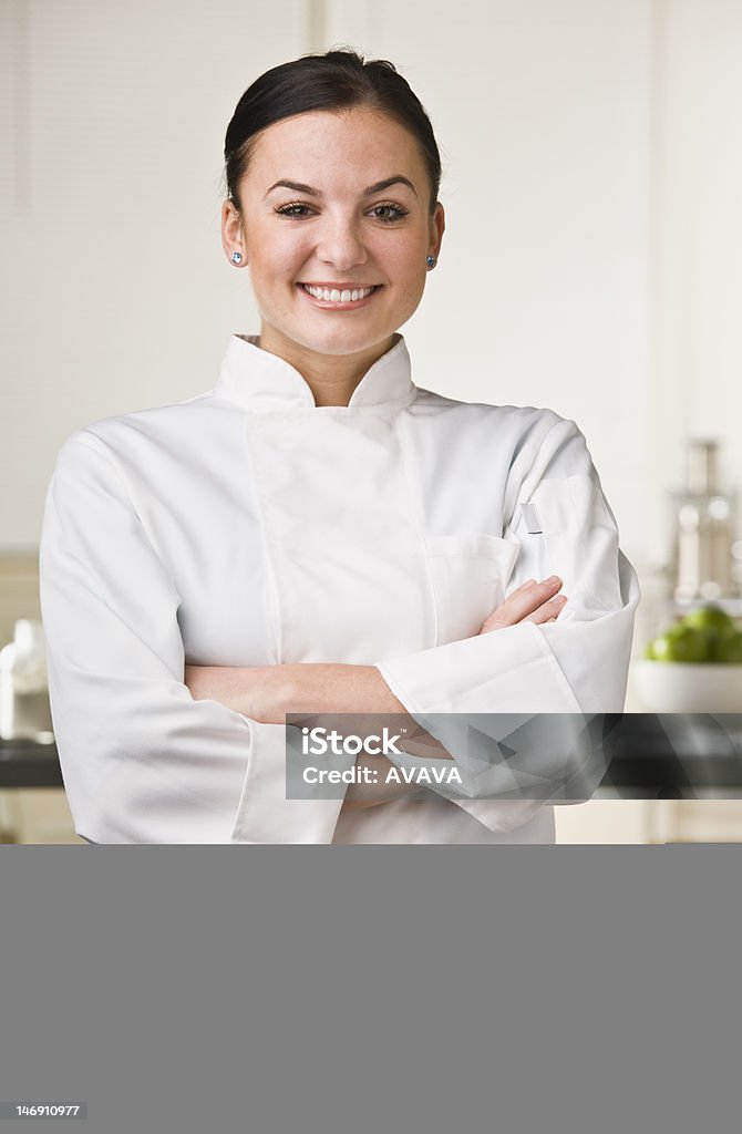 Atractiva mujer Chef - Foto de stock de 30-39 años libre de derechos