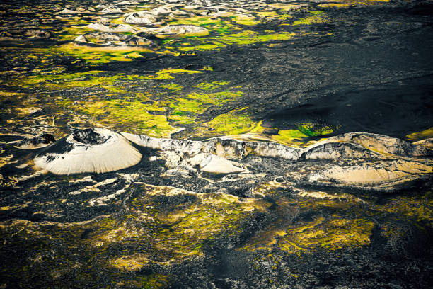 vista aérea sobre o lakagígar (crateras de laki) na islândia, parte ocidental do parque nacional vatnajökull - grímsvötn - fotografias e filmes do acervo