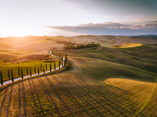 istock winding road in tuscany 1469134872