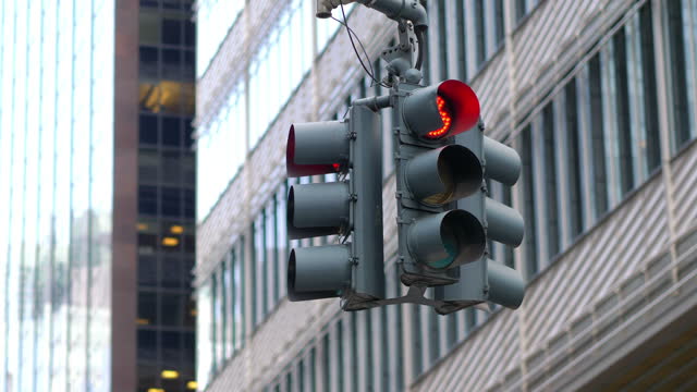 Traffic lights in New York City in 4k slow motion 60fps
