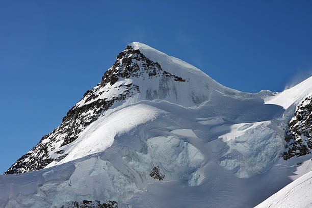 l 3969 rottalhorn () è una montagna del bernese - jungfraujoch jungfrau bernese oberland monch foto e immagini stock