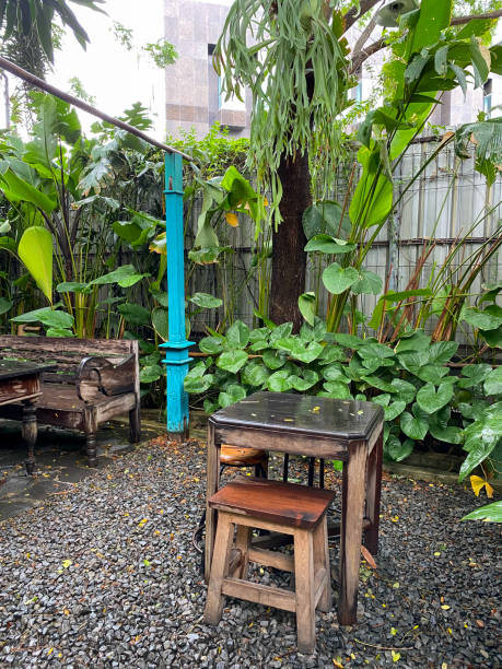 istock Greenery Vintage Restaurant outdoor 1469187878