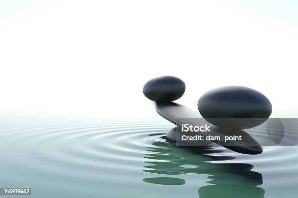 Zen Steine Gleichgewicht Stockfoto und mehr Bilder von Einfachheit - Einfachheit, Entspannung, Fels