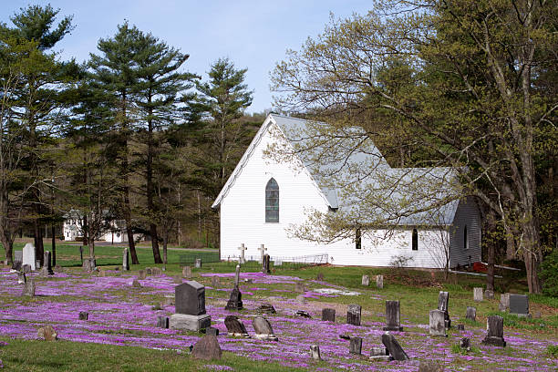 istock Graveyard Phlox Country Church 146920070