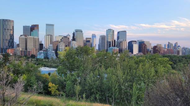 istock Sunnyside Bank Park with view (3) 1469207658