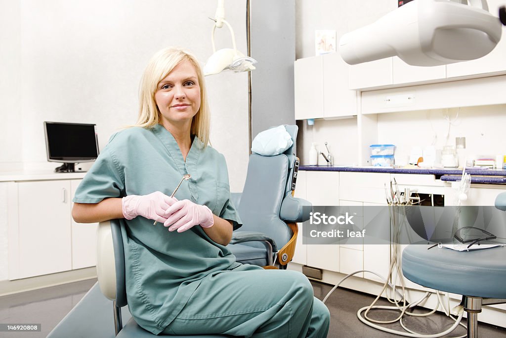 Dentiste - Photo de Adulte libre de droits