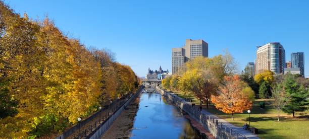 istock Rideau Canal in fall colours (4) 1469212985