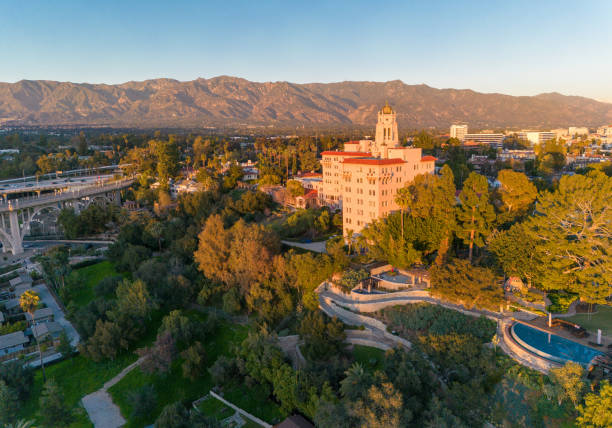 istock Drone View of Pasadena and Mountains at Sunset 1469231165