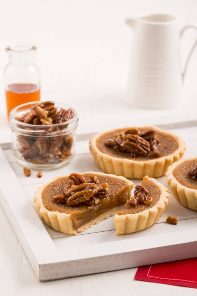 istock Sugar shack food and maple syrup 1469243925