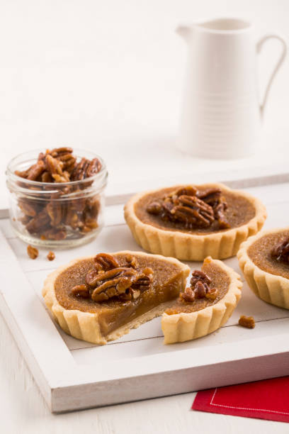 istock Sugar shack food and maple syrup 1469243927