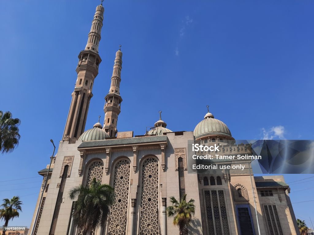 La Moschea Di Luce O Masjid Al Nour Nel Quartiere Di El Abaseya