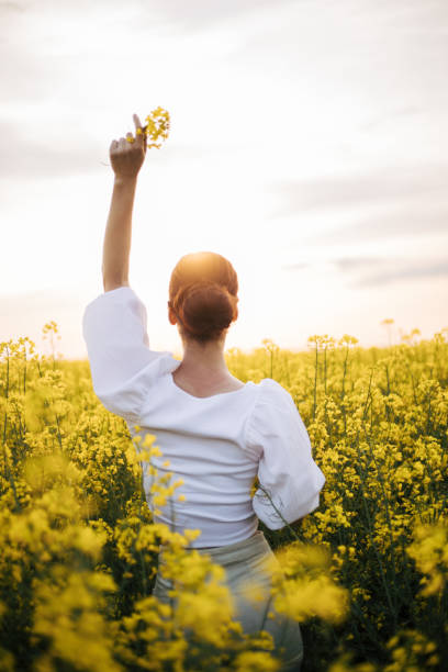 istock ginger hair beautiful young woman 1469435963