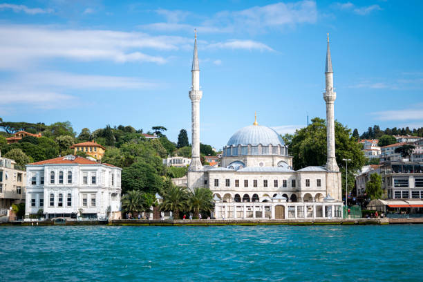 istock Mosque from beautiful city is İstanbul, Turkey 1469461886
