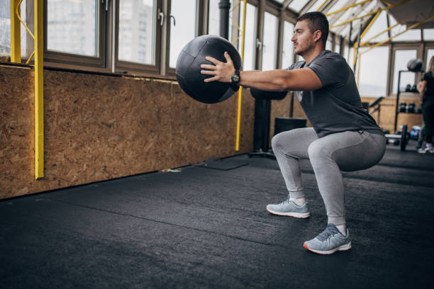 istock Training with medicine ball 1469519598