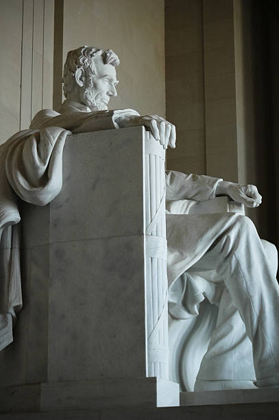 istock Abraham Lincoln memorial 146955564