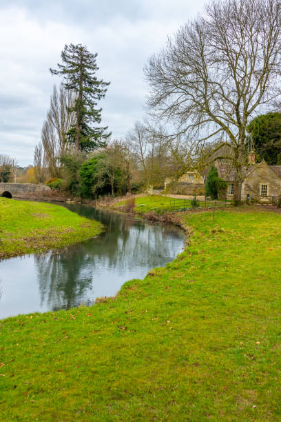 istock English countryside 1469575322