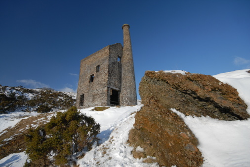 The ruined engine house of Wheal Betsy, an old mine on the edge of Dartmoor.