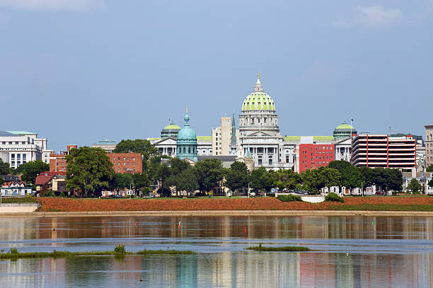 panorama de harrisburg - pennsylvania harrisburg government state photos et images de collection