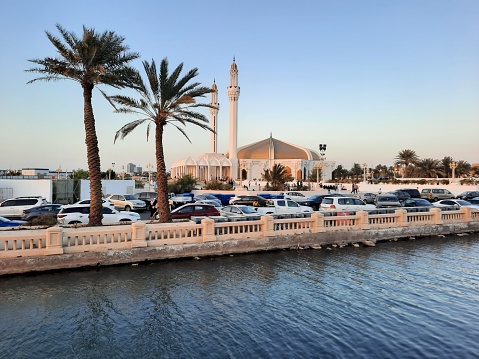 A beautiful mosque located by the sea on the Jeddah Corniche.  The dome and the minaret of this mosque on the seashore are presenting a beautiful view.