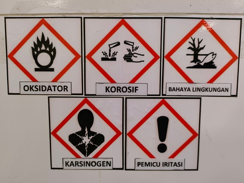 chemical hazard sign in Indonesian